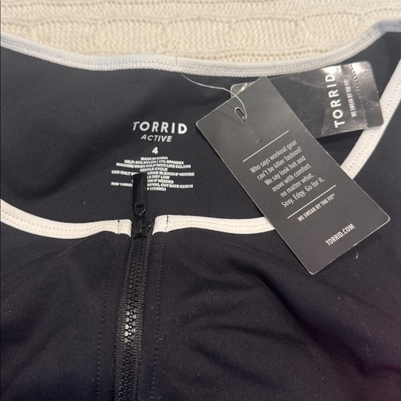 Torrid super cute active bra! - Picture 2 of 5